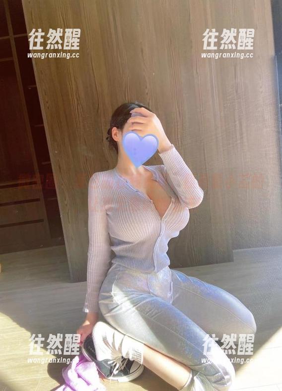 微密圈 - 紫色的在线资源，照着童小芯的，让我无意识地流连！
