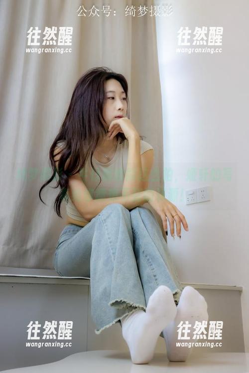绮梦摄影-娅轩 绮梦摄影 - 牛仔裤也能这么拍,娅轩的写真给你意想不到的资源!