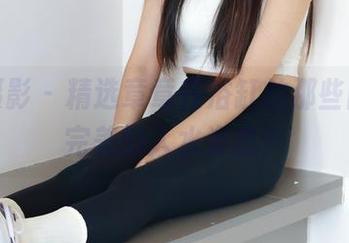 绮梦摄影 – 精选章章在浴缸的那些画面，完美的入水姿态？