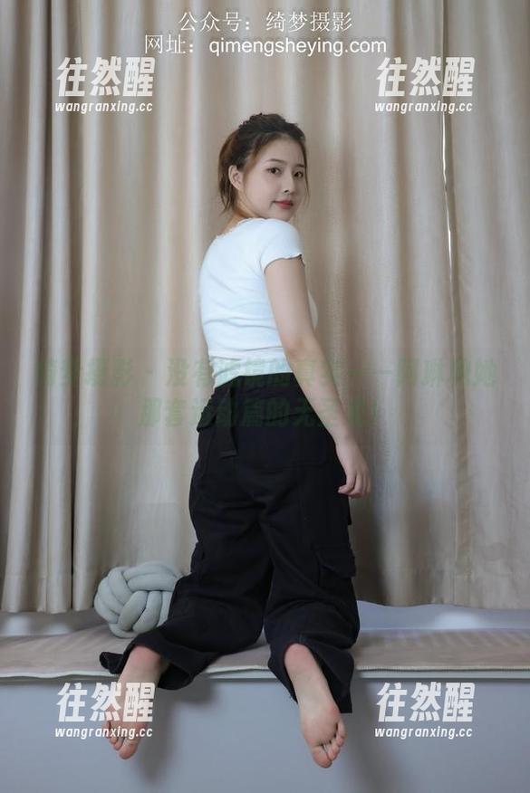 绮梦摄影 - 没有滤镜的真实——阿琳和她那套运动篇的无圣光！