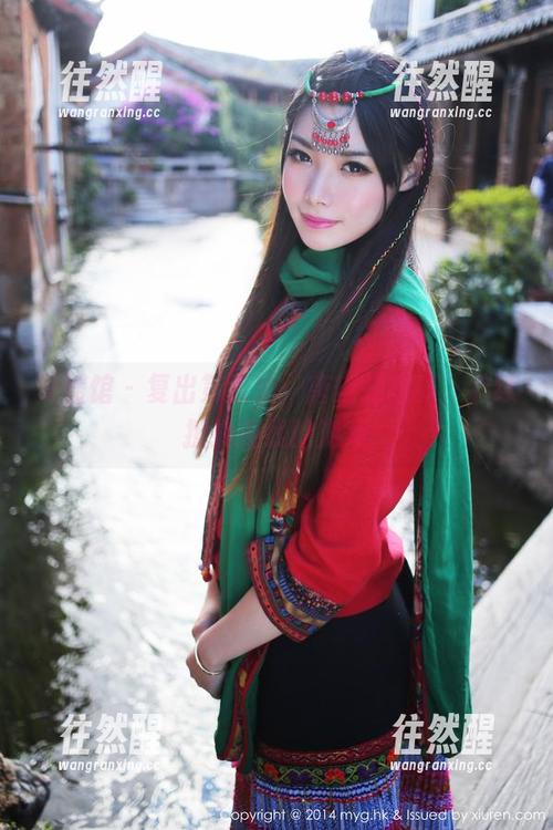 美媛馆-唐琪儿 美媛馆 - 复出第二套:唐琪儿写真,继续撩拨视线的游戏