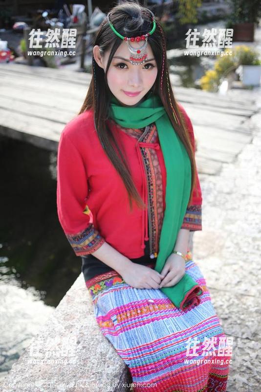 美媛馆-杨晓青儿 美媛馆 - 空姐角色换个角度,杨晓青儿的定制写真游乐场