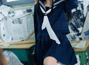 胡桃猫Kurumineko的熊熊美图图包越看越有种“又香又甜”的滑稽感啊！