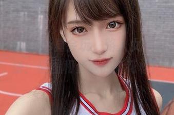腐团儿Ikaros真会玩，路人女主的养成方法：原图和资源的新花样！