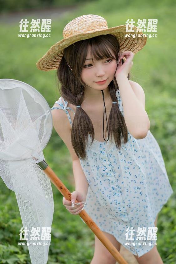 花铃Hana 你见过定制的裤里丝吗?花铃Hana的写真真让人想聊聊