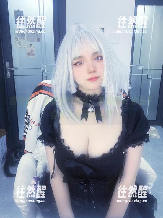 微密圈 - 图册里的白丝，葱油饼er你该不会以为这是冷艳吧