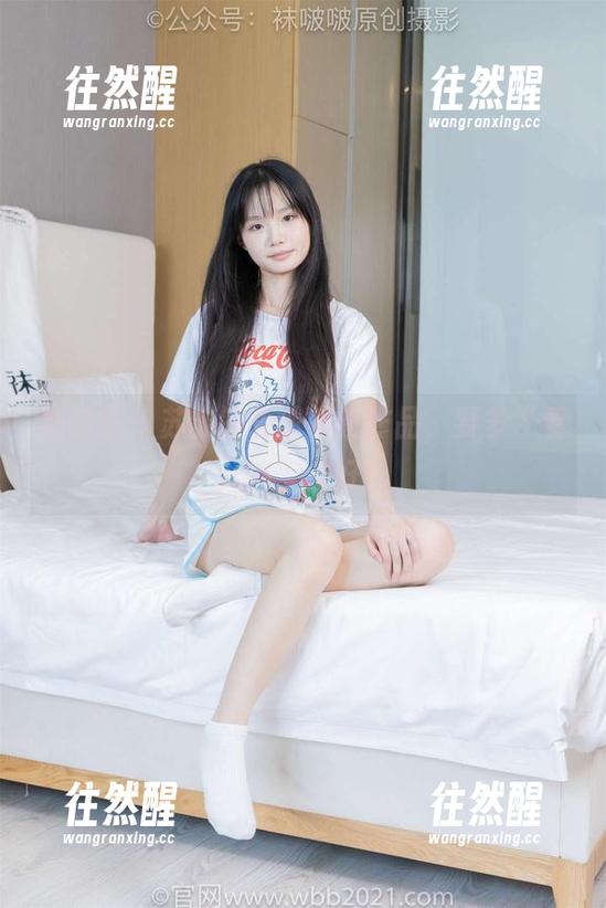 袜啵啵 - 苏苏的免费眼镜作品，要多“看几遍”才好！