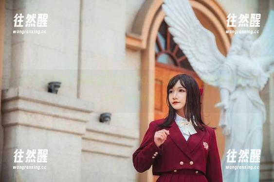 许多鱼鱼鱼 从咸鱼到女神?许多鱼鱼鱼的FGO远坂凛cos,看得我直呼‘Saymyname!’