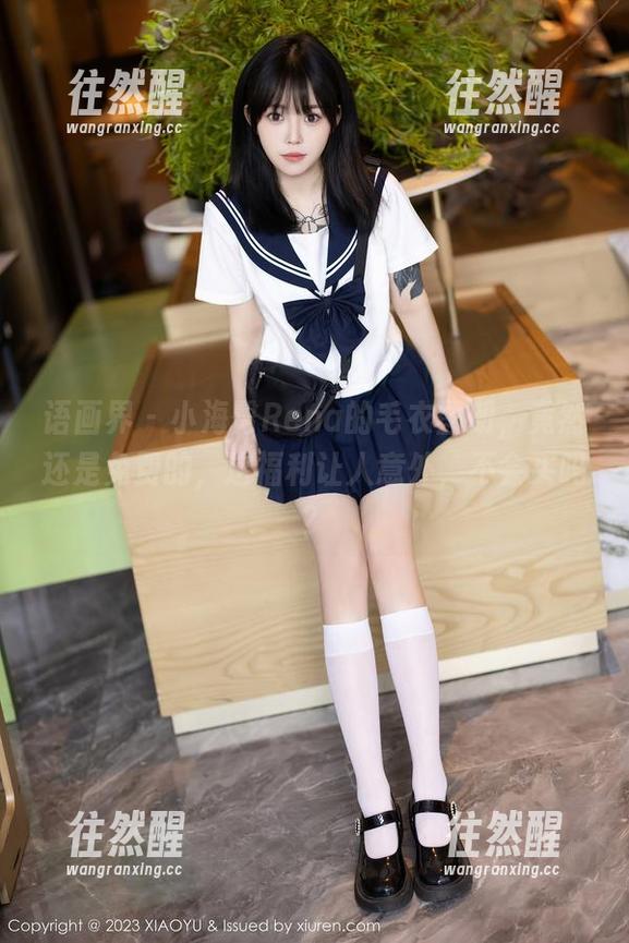 语画界-小海臀Rena 语画界 - 小海臀Rena的毛衣图册,竟然还是免费的,这福利让人意外,不会买吗?