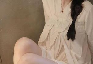 微密圈 – 有多少人翻看轩子巨2兔的网盘，收集女孩合集，明明是给自己添堵嘛。