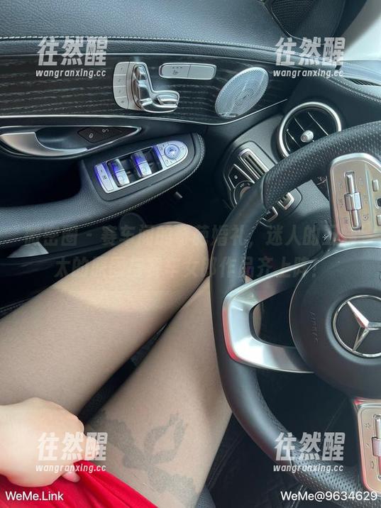 微密圈 - 赛车间的奇葩婚礼，迷人的五姨太的原图与赛车女郎作品齐上阵！