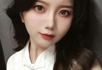 迷失人形QUQ：在图库中漫步，月光下的影子跳舞了。