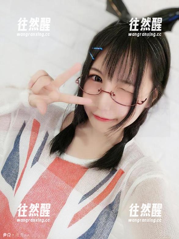 逐月Su “逐月Su”不在课堂,校园自拍作品集大分享!