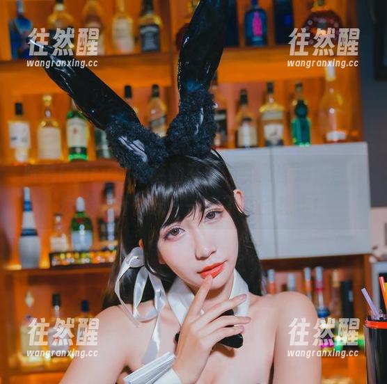 阮邑Fairy 阮邑Fairy的“萨勒芬妮”免费图册,直接送你一份快乐——来了就别想走!