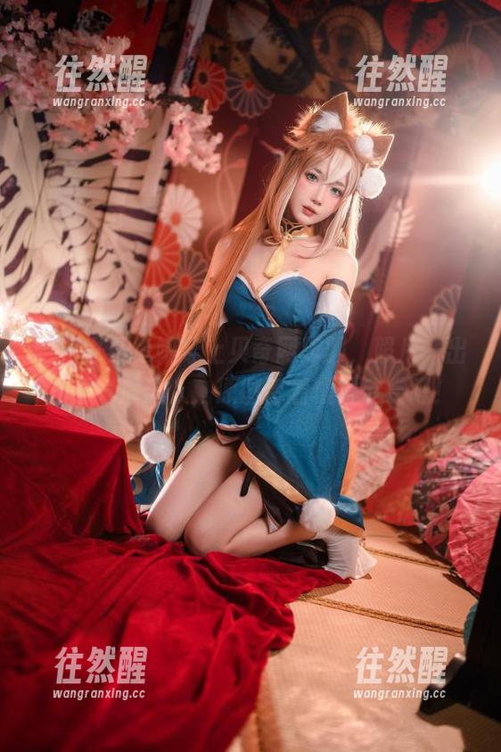 阿包也是兔娘 阿包也是兔娘穿上贝奇网球服,照片一出立刻气质逼人,原图留着慢慢欣赏吧!
