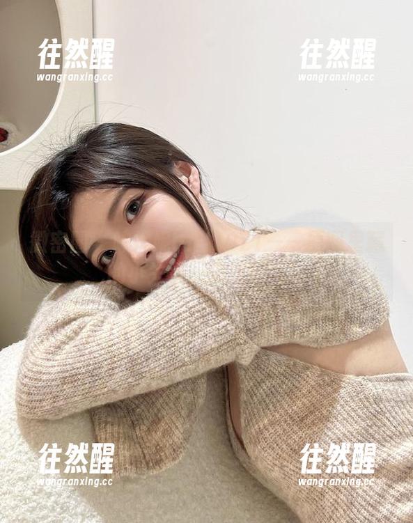 陈妮妮UNI 微密圈 - 陈妮妮UNI2021——原图里藏的小失落,来找找看!