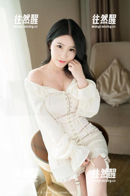 魅妍社 - 免费送你白沫的毛衣图册，今夏必备，这件要怎么搭配才能让人目光停不下来呢？